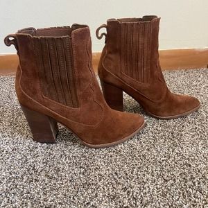 Dolce vita heeled booties brown Carmel suede 8M